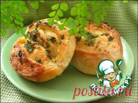 Булочки с маслом и зеленью - кулинарный рецепт