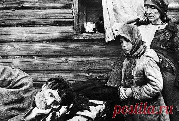ГОЛОД В СССР БЫЛ ОРГАНИЗОВАН США
Сопоставим даты, факты и сделаем выводы…
Рассмотрим хронологию событий. 1929 год, в России только что кончилась гражданская война, начинается первая пятилетка (то есть восстановление промышленности и хозяйства).
Пока еще Запад готовится экономически, без военного вмешательства, задушить советскую Россию. Первый шаг к этому сделан заблаговременно – это отказ от приема золота из СССР. Это делает Россию чрезвычайно чувствительной к поставкам с...