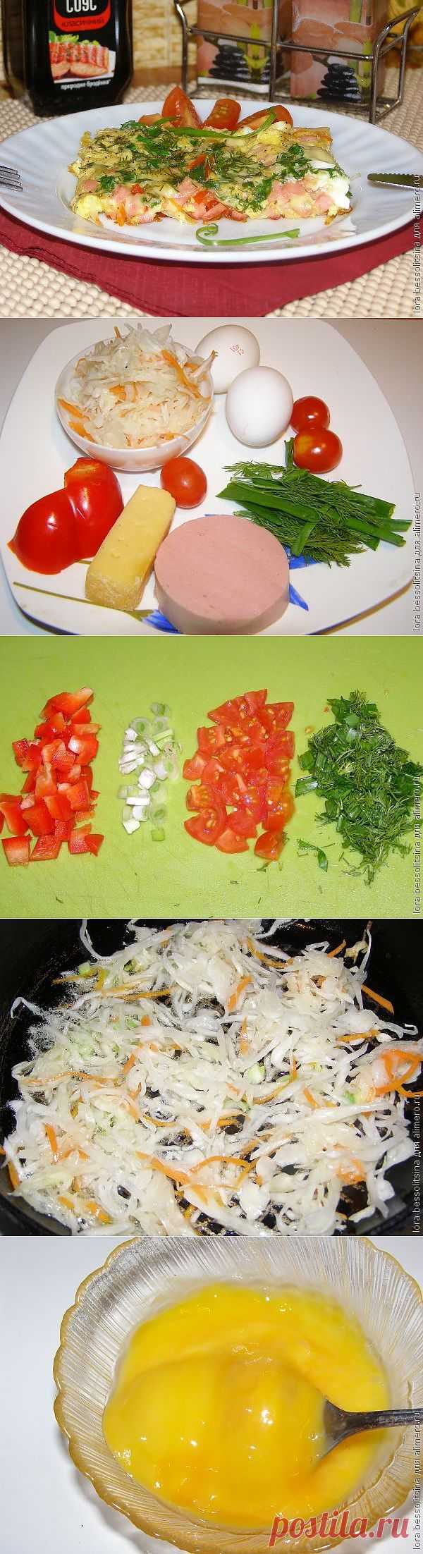 Яичница с квашеной капустой и колбасой / Рецепты с фото