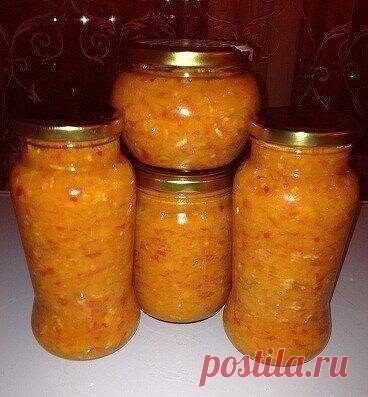 МОРКОВНАЯ ИКРА
1,5 кг помидор
1кг.моркови
100 г чеснока
100 г сахара
1 стакан масла
1 ст.л.соли
1 ст.л.перца молотого чёрного
1 ст.л.уксуса 70%
Морковь+помидоры перекрутить на мясорубке.
Добавить сахар, соль, масло, тушить 1 ч.15 мин.
Затем добавить чеснок и перец молотый, потушить ещё 10 мин.
Затем уксус, тушить ещё 5 мин. Закатываем и под шубу.
Кол-во перца можно регулировать.