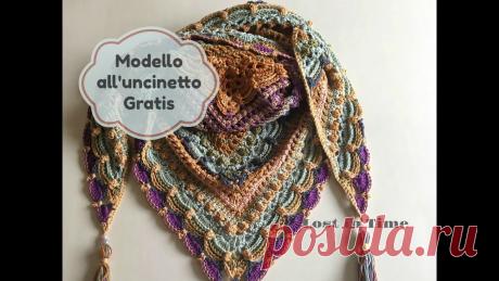 Scialle all'uncinetto Lost in Time Uno splendido scialle all'uncinetto gratuito da una designer molto promettente. Scopri il piacere di perdersi nel tempo mentre lo lavori, scegli il filato, m...