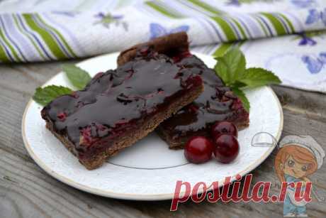 Шоколадная галета с вишней, рецепт с фото | на постном тесте Шоколадная галета с вишней понравится любителям тонкого постного теста и кисло-сладкой начинки. А для усиления вкуса полейте галету шоколадной глазурью.