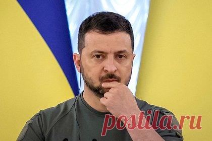 Зеленский ввел санкции против российских компаний. Президент Украины Владимир Зеленский ввел санкции против 18 компаний, которые зарегистрированы в России, Люксембурге, на Кипре и Британских Виргинских островах. «Постановляю ввести в действие решение Совета национальной безопасности и обороны Украины», — говорится в указе главы государства.