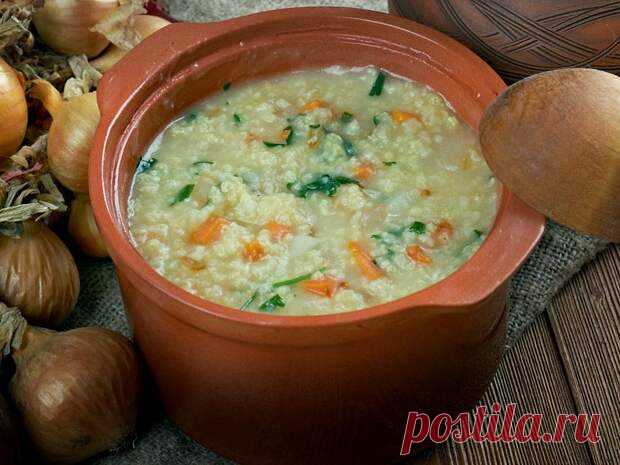 Военно-полевая кухня: рецепты ветеранов - БУДЕТ ВКУСНО! - медиаплатформа МирТесен Чем дальше отдаляются от нас 40-е годы прошлого столетия, тем сложнее представить нам, а особенно новым поколениям всю трагедию, пережитую нашей страной в те годы. Конечно, остаются фото и кинохроника, а также художественные фильмы. Но они увы не способны передать ни запах ни вкус тех лет, а ведь