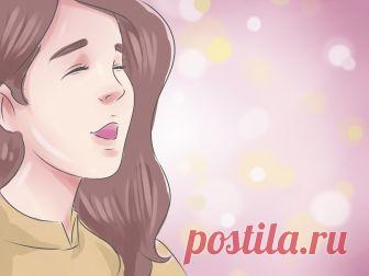 Как развить глубину голоса Многие хотят научиться петь выше, но певцы также стремятся научиться петь ниже. Многие солисты хотят узнать, как петь 'глубже', в полуоперном варианте. На самом деле, естественное 'глубокое' пение способствует взятию как высоких, так и низк...