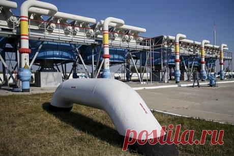 Европе предсказали отрицательные цены на газ впервые за 17 лет. Биржевые цены на газ в Европе могут ненадолго упасть ниже нуля этим летом на фоне слабого спроса и растущего переизбытка предложения. В ситуации отрицательных цен продавцы фактически платят за то, чтобы их газ забирали, поскольку хранить его оказывается менее выгодно. Европе необходимы дополнительные мощности хранения.