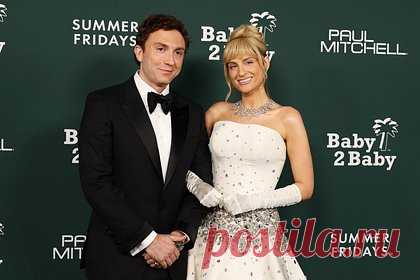 Внешность популярной певицы после резкого похудения обеспокоила фанатов