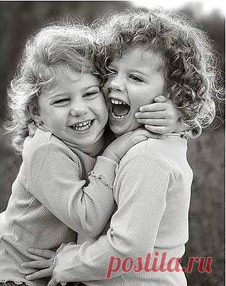 (+1) сообщ - Луиза Хей о пользе объятий | ДОМОХОЗЯЙКИ+