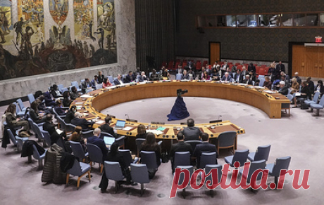 Постпредство РФ: Западу пришлось смягчить антироссийскую резолюцию Генассамблеи ООН. Как заявил первый заместитель постпреда РФ при ООН Дмитрий Полянский, &quot;текст становится все более и более размытым&quot;