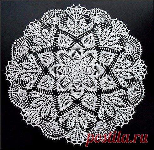 Красивая салфетка крючком