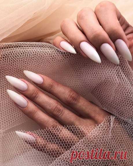 Бежевый маникюр на длинные ногти Смотрите 46 фото онлайн - Бежевый маникюр на длинные ногти. Тема: Маникюр