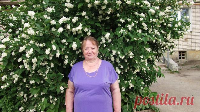 Серёгина Надежда  Михайловна. человек с великой силой воли, активная и интересная женщина,  человек, который не видит мир глазами но чувствует сердцем!