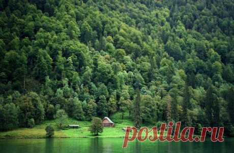 Кенигзее - озеро в Баварии. Автор фото: Ирина Видинеева. | National Geographic Россия