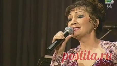 Венера Ганиева - Бергэ узыйк Казань урамнарын
Венера Ганиева - Бергә узыйк Казан урамнарын
Резеда Ахъярова көе, Разил Вәлиев сүзләре