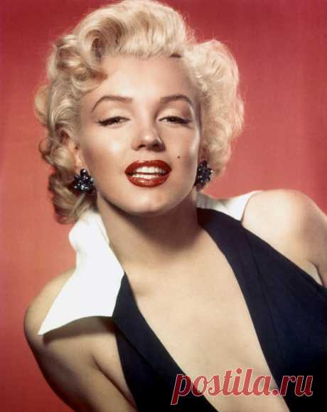 Брюнетки, ставшие блондинками: трансформации звезд Брюнетки, ставшие блондинками: трансформации звезд Когда речь заходит о глобальных переменах во внешности, первые изменения касаются именно волос. И если одним девушкам хватает челки или нового способ...