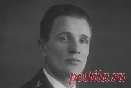 Факты о лучшем танкисте СССР/  Зиновий Колобанов - советский танкист-ас, командир роты тяжелых танков и просто еще один герой Великой Отечественной Войны, который не получил ни наград, ни известности при жизни. А между тем 20 августа 1941 года экипаж его КВ-1 в одном бою уничтожил 22 танка противника. Этот бой признается экспертами уникальным в военной истории.