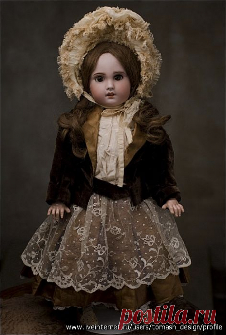 Антикварные куклы ..