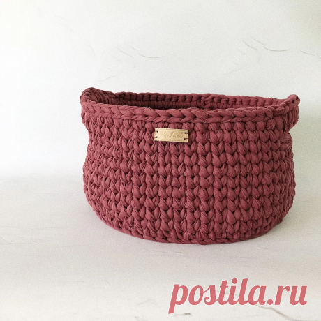Купить трикотажную корзину темно-красного цвета от Handmade by Simona | Mellroot