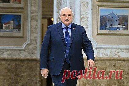 Лукашенко уволил помощника за недопустимый поступок. Президент Белоруссии Александр Лукашенко уволил помощника Игоря Брыло за совершение недопустимого поступка. Он занимал должность помощника президента — инспектора по Витебской области. Поводом для увольнения стало совершение проступка, «несовместимого с нахождением на государственной гражданской службой».