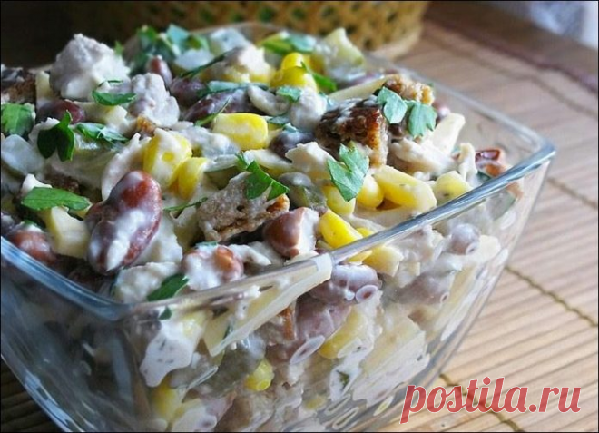 Вкусный салат из фасоли с копченой курицей. Готовимся во всю к праздникам