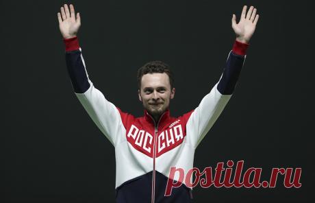 Сергей Каменский. © EPA/FAZRY ISMAIL. По итогам стрелкового олимп. турнира сборная России завоевала четыре медали. Серебр. награды в активе Виталины Бацарашкиной (стрельба из пневматич. пистолета с 10 м) и Сергея Каменского (стрельба из малокалибер. винтовки). Бронзу завоевали Владимир Масленников (стрельба из пневматич. винтовки с 10 м) и Кирилл Григорьян (стрельба из малокалибер. винтовки с 50 м). |  ТАСС: Спорт - Тренер: российские стрелки абсолютно закономерно завоевали медали в Рио