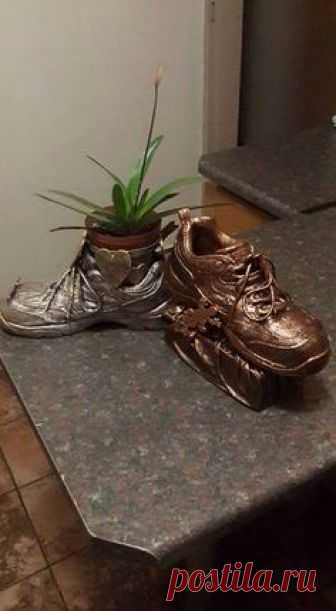 Tokreen shoes arn't for walking. - Hans Oelofse