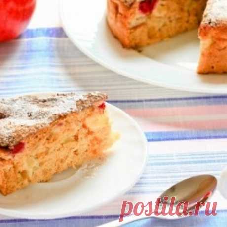 Шарлотка в мультиварке – простые и быстрые рецепты вкусного пирога