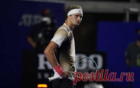 Третью ракетку мира Зверева сняли с турнира в Мексике за агрессию в адрес судьи. После окончания матча в парном разряде немецкий теннисист несколько раз ударил ракеткой по судейской вышке, выговаривая претензии арбитру