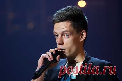 Гендиректор «Дождя» рассказала о предложении Дудю. Генеральный директор «Дождя» (внесен Минюстом в реестр СМИ-иноагентов) Наталья Синдеева в 2015 году предлагала журналисту и известному блогеру Юрию Дудю высокую должность на телеканале. Основательница канала рассказала, что ведущему было предложено место главного редактора, однако он отказался.