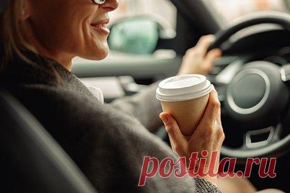 Диетолог предупредила об указывающем на зависимость от кофе тревожном сигнале