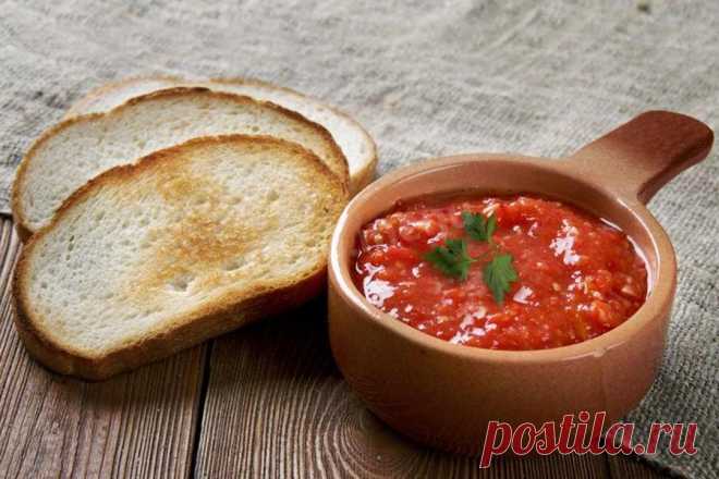 Аджика с яблоками, морковкой и сладким перцем рецепт с фото - 1000.menu