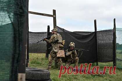 Пушилин заявил об использовании Украиной погоды для снабжения войск в Марьинке. ВСУ воспользовались погодой, которая позволила подвезти резервы и боеприпасы для своих войск в Марьинке в том числе полями, заявил врио главы ДНР Денис Пушилин. Пушилин также заметил, что Киев перебрасывает подкрепление в город, несмотря на потери, которые несет украинская армия.