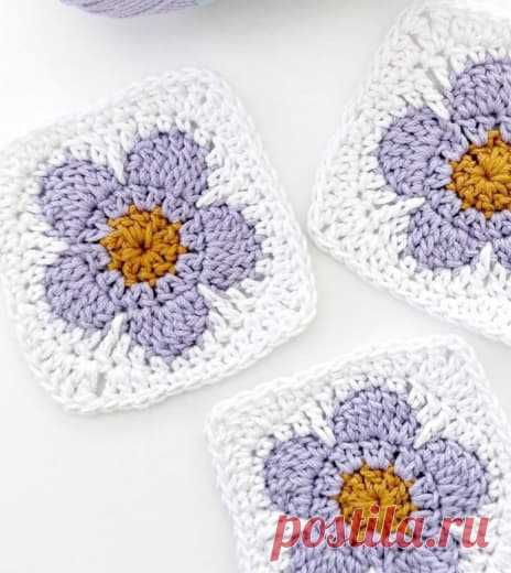 Идеальный элемент для пледа, подушки, сумки или одежды 🌼Пряжа: хлопок для чёткого рисункаКрючок: 2.5–3.5 мм, в зависимости от толщины нити.#вязание  • #плед  будни мамы ютуб
