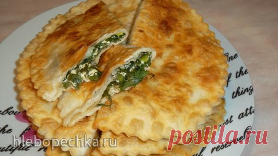 Чебуреки с брынзой и зеленью (+видео) - рецепт с фото на Хлебопечка.ру