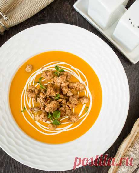Тыквенный суп-пюре с жареным острым фаршем на Вкусном Блоге Хочу еще немного поэксплуатировать тему с тыквой – тем более, что некоторые мои читатели просили побольше рецептов с ней в этом сезоне 😉 Сегодня у меня для вас есть рецепт супа-пюре из тыквы. В блоге уже есть несколько рецептов тыквенных супов. Этот хорош тем, что подается с мясом – а…