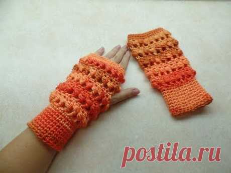 #Crochet Side Puff Stitch Fingerless Gloves Wristers #TUTORIAL
