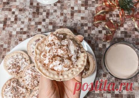 Тарталетки с творожено-ягодной начинкой