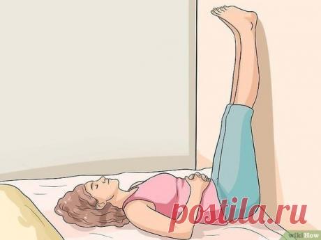 5 ПРИЧИН РЕГУЛЯРНО ЗАБРАСЫВАТЬ НОГИ НА СТЕНУ.

Випарита Карани - это одна из самых заземляющих и успокаивающих поз, которая особенно ценна в периоды стресса, усталости и перегруженности. Что это за поза? В принципе, ее название говорит само за себя: нужно лечь на спину, седалищными костями настолько близко к стене, насколько комфортно. Из этого положения поднимите ноги на стену и вытяните их. В терапевтических версиях этой позы под таз можно подложит кирпичи, чтобы его нем...