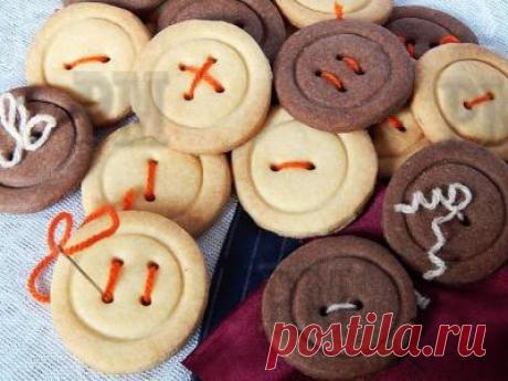 Песочное печенье "Пуговицы"- Забавное печенье, которое не только с аппетитом съедается детьми, но они с удовольствием принимают участие в его приготовлении.