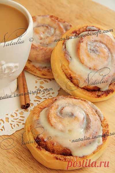 Булочки "Синнабон" (Cinnabon) - пышные ароматные булки со сладкой вкусной заливкой.