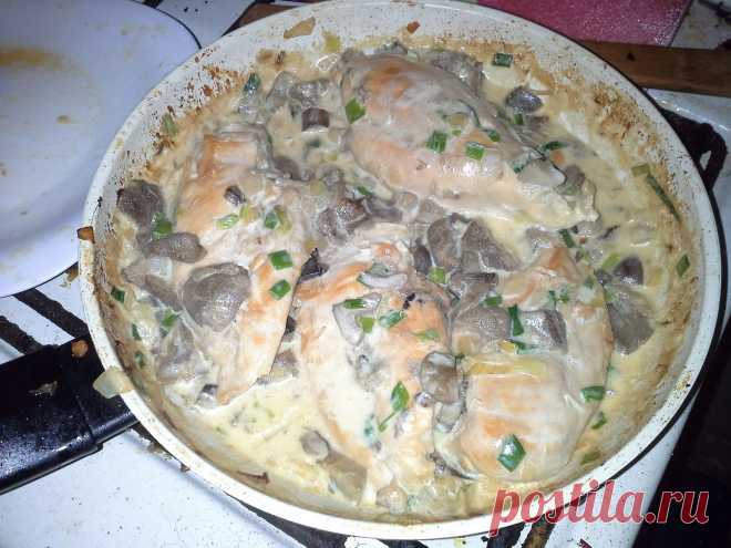 Куриные грудки с грибным соусом от Джулии Чайлд (полный восторг!!!).