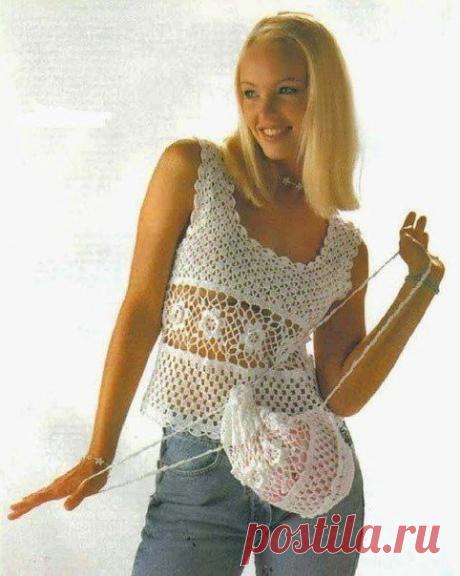 Симпатичный белый топ