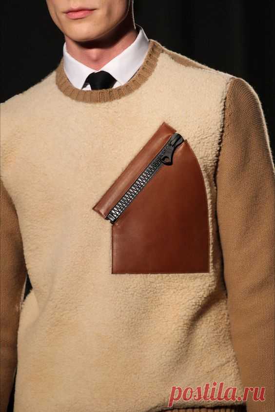 Карманы из кожи на свитерах