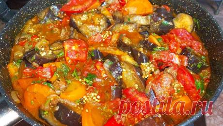 Эти БАКЛАЖАНЫ разлетаются на УРА! Лучший рецепт из Баклажанов к Ужину! Вкуснейшие тушеные баклажаны Эти БАКЛАЖАНЫ разлетаются на УРА! Легкий рецепт из Баклажанов к Ужину! Вкуснейшие тушеные баклажаны. Рецепт :Растительное масло 5-6ст.л.Лук 1шт.Морковь 1-2шт...