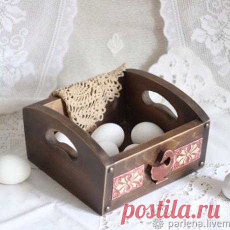 Короб для кухни из добротной кедровой заготовки. Размер 20-20-11. В наличии. Цена 2100. По вопросам приобретения пишите в Директ.
..........
Короб#коробдлякухни#деревянныйкороб#коробдеревянный#кедровыйкороб#длякухни#коробдляспеций#ручнаяработа #декор#кухня#длякухни#интерьер #интерьеркухни #