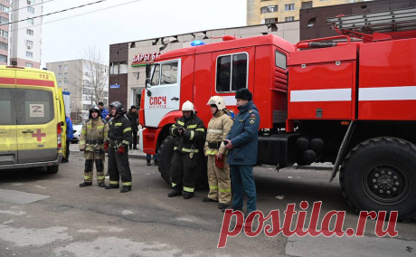 ТАСС сообщил о госпитализации 15 человек после обстрела Белгорода. В результате обстрела Белгорода со стороны вооруженных сил Украины (ВСУ) госпитализировали 15 человек, сообщило агентство ТАСС со ссылкой на местные медицинские органы.