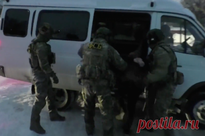ФСБ задержала агента украинских спецслужб, который поджег подстанцию в Туле. Подозреваемый уехал в Воронеж, где готовил новые диверсии.