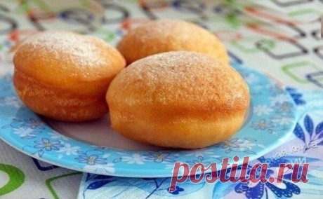 Самые вкусные пончики

Ингредиенты: 

Тесто: 

Молоко — 500 мл
Яйца — 2 шт.
Сливочное масло или маргарин — 125 г
Сахар — 2,5 ст. л.
Соль — 1,5 ч. л.
Дрожжи сухие — 11 г
Вода тёплая — 0,5 стак.
Мука — на глаз
Ванилин — опционально

Приготовление:

1. Молоко с водой смешать, немного нагреть. Добавить весь сахар и дрожжи. Перемешать и дать дрожжам "ожить" (минут 15). Теперь добавить яйцо и сливочное масло (можно комнатной температуры, можно растопленное). Добавить соль, ванил...