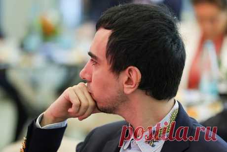 Вован отреагировал на предупреждение европейских политиков о звонках пранкеров. Многие западные политики, несмотря на предупреждения спецслужб, попадаются в ловушку российских пранкеров Вована (Владимира Кузнецова) и Лексуса (Алексея Столярова). Об этом в разговоре с «Лентой.ру» рассказал сам Вован. Пранкер сообщил, что во время разговоров с западными политиками разоблачений не было никогда.