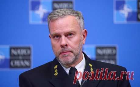 Глава Военного комитета НАТО рассказал об уроках конфликта на Украине. Председатель Военного комитета НАТО адмирал Роб Бауэр считает, что странам альянса нужно вкладываться в развитие ПВО и увеличивать запасы боеприпасов, «готовиться к будущему, но и уметь вести войну прошлого»